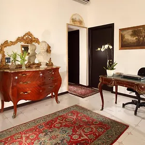 Roma Central Guest House Vendégház